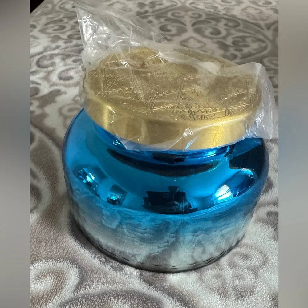 Anthropologie Blue Ombre Capri Blue Volcano Large Glass Lidded Jar Candle NWT